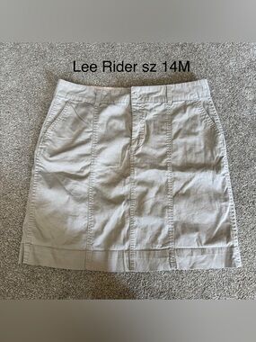 Women's Beige Cotton Blend Skirt. Lee Rider Sz 14m
